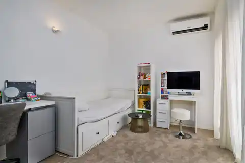 Záhreb, Sveti Duh - Moderný päťizbový byt 150 m2