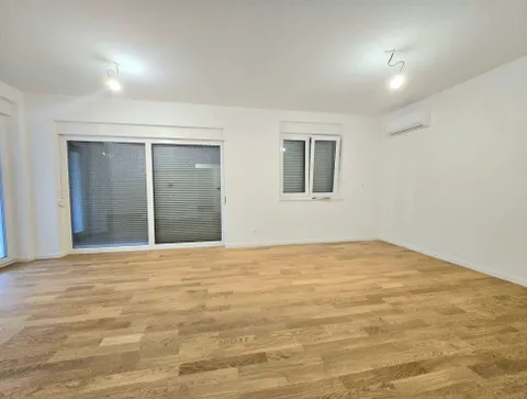 Sveta Nedelja, Kerestinec - Trzypokojowe mieszkanie 100 m2 z ogrodem