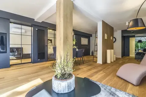 Zagreb, Pantovčak- Luksuzan dvosoban stan s vrtom 110 m2 najam