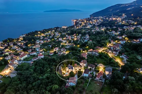 ZASEBNO: Kvarner, Opatija - Luksuzna vila na čudoviti lokaciji