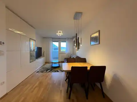 Záhreb, Borongaj - dvojizbový byt s terasou a výhľadom na zeleň.
