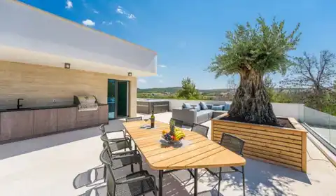 Ražanac, Ljubač - Moderna vila uz more s wellnessom i bazenom