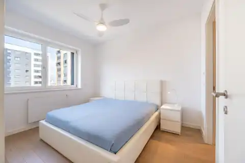 Загреб, VMD Heinzelova – трехкомнатная квартира с гаражом, первая аренда