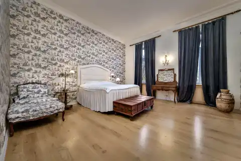 Mieszkanie 197 m² do wynajęcia, Centrum — 1. piętro, 2 łazienki