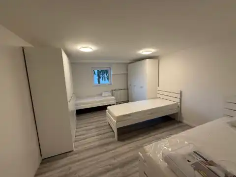 Zagreb, Borongaj - prostrani šesterosoban stan