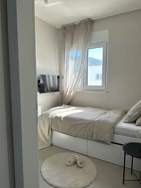 Kaštel Stari - Štirisobno stanovanje z ložo in pogledom na morje