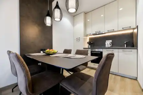 Zadar, Turanj – Luksuzna vila s apartmanima, prvi red do mora