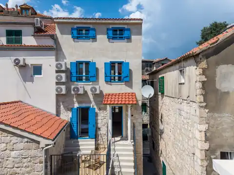Split, center – butični hotel s petimi sobami v zgodovinski kamniti hiši