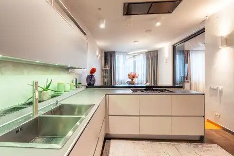 Zagreb, Center - Luxurious four-room apartment in the city center