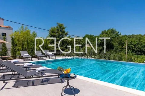Istra, Tinjan – Elegantna vila z bazenom