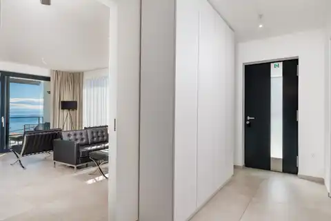 Stan 130 m², pogled na more, terasa i bazen – Opatija, Lovran