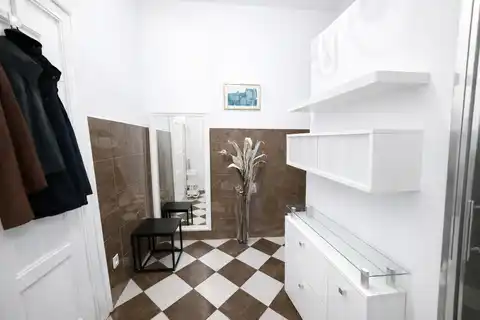 Zagreb, Centar - trosoban stan za najam sa terasom