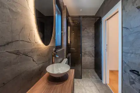 Загреб, Сребрняк – роскошная четырехкомнатная квартира