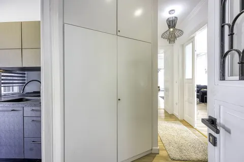 Crikvenica, Centro - Moderno appartamento trilocale in posizione privilegiata 110 m2