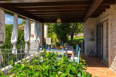 Istrie, Sveti Lovreč – Luxusní kamenná vila