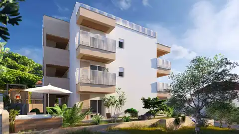 Marina, Poljica - Dvosoban stan s krovnom terasom modernoj novogradnji