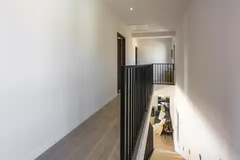 Istra, Svetvinčenat - Moderna vila s grijanim bazenom