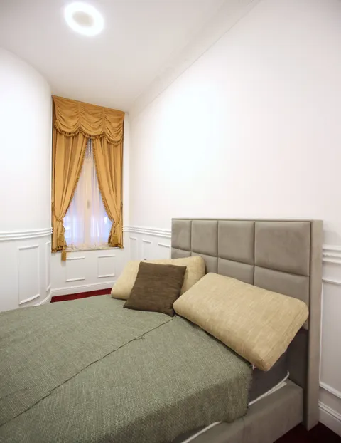 Zagreb, Donji grad, Marulićev trg – luksuzan ured od 280 m² za najam