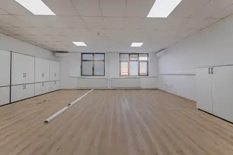 Sveta Nedelja - Komerčný priestor 1600 m2