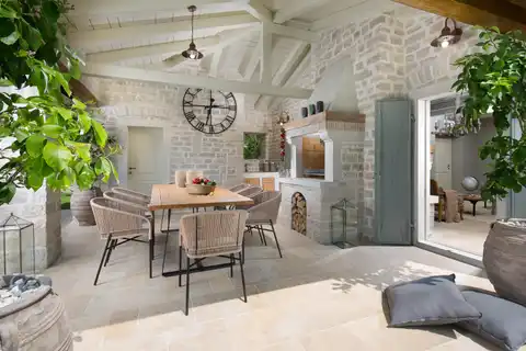 Istria, Poreč - Luxurious authentic villa in a prime location