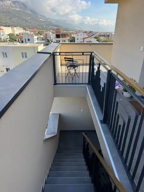 Kaštela, Kaštel Stari - Dvosoban penthouse s terasom