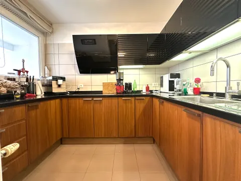 Záhřeb, Dobri dol, Maksimir - Luxusní čtyřpokojový byt ve vynikající lokalitě 125 m2