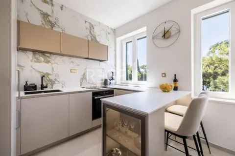 Split, Bačvice – luxusní dvoupokojový byt 64m2 pronájem