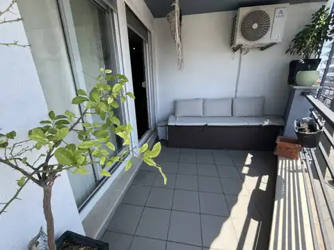 Solin, Sv. Kajo - Appartamento di tre stanze con loggia e vista mare