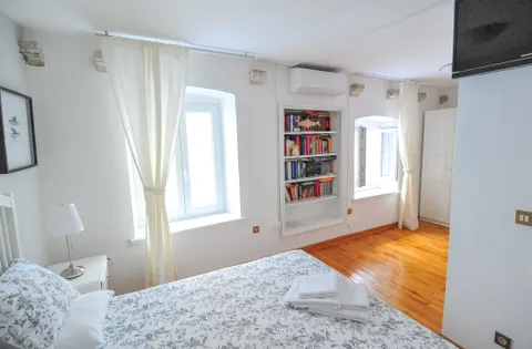 Korčula - Krásný kamenný dům v srdci starého města 130 m2