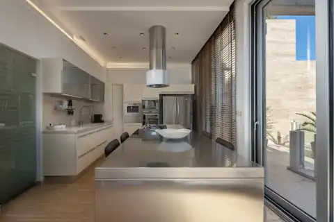 Dubrovnik, Lapad – penthouse 268 m², krovna terasa, bazen, garaža