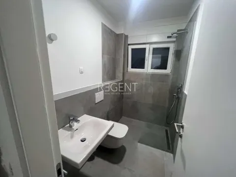 Zadar, Sukošan - Luksusowy czteropokojowy apartament z basenem 160 m2 nowy budynek