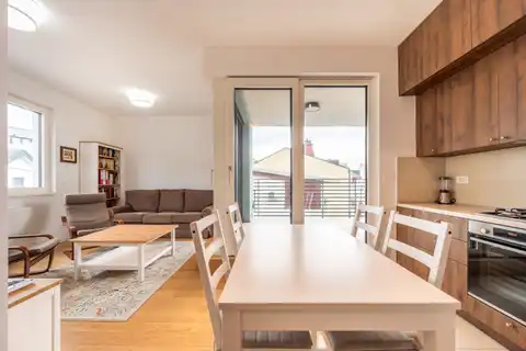 Zagreb, Maksimir - Luksuzan trosoban stan s garažnim mjestom