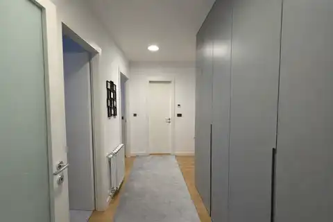 Zagreb, Città Bassa - Moderno appartamento con tre camere da letto in affitto