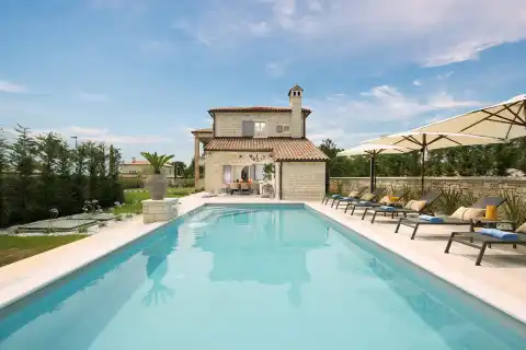 Istria, Poreč - Elegant stone villa in beautiful Istria