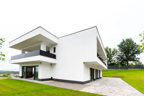 Zagreb, Donji Trpuci - Atraktivna vila s unutarnjim bazenom