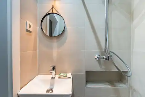 Zagreb, centar - Potpuno renoviran dvosoban stan, najam