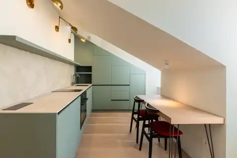 Stan 46 m² za najam — prvi najam, Centar