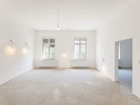 Zagreb, Zentrum - Wohnung 111 m², erster Stock, 4-Zimmer, Rohbau