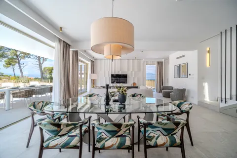 Brač, Sutivan - Nádherná vila blízko mora 274m2