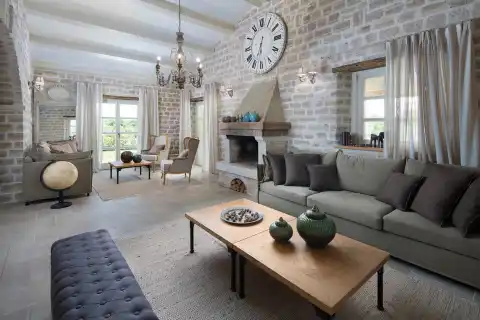 Istria, Poreč - Attractive stone villa with a tennis court and a swimming pool