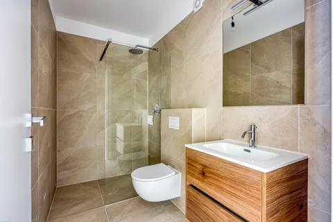 Istra, Novigrad - Dvosoban apartman u luksuznom stambenom kompleksu 60 m2