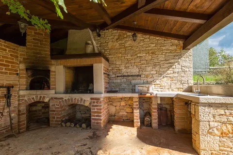 Istrie, Sveti Lovreč – Luxusní kamenná vila