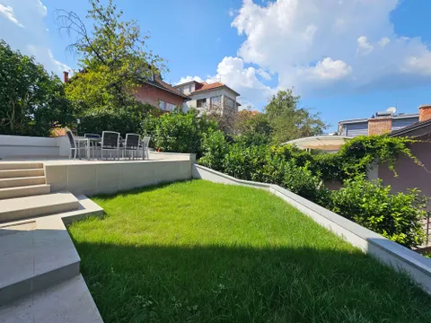 Zagabria, Pantovčak - Lussuoso appartamento di quattro locali con terrazza di 166 m2 + garage, prima locazione
