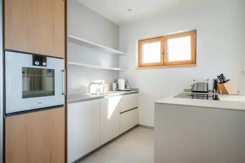 Split, Žnjan - Appartement de luxe de deux chambres avec vue dégagée sur la mer