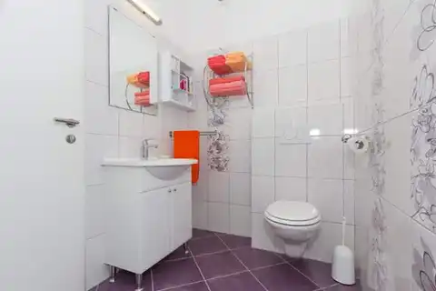 Split, Žnjan - Appartement de trois pièces avec loggia