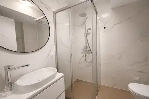 Split, Bol - Mieszkanie dwupokojowe z balkonem i komórką lokatorską