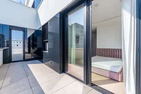 Zagabria, Centro - Moderno appartamento con tre camere da letto in affitto