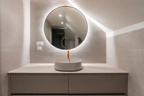 Stan 56 m² za najam — prvi najam, Centar