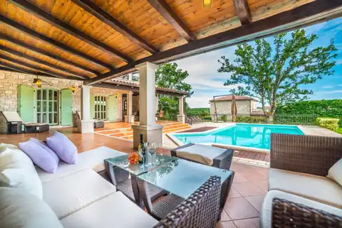 Istra, Višnjan - Villa Romana Vaš privatni raj u zelenoj Istri