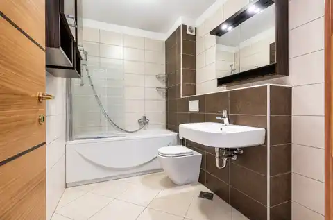 Split, Žnjan - 2-bedroom apartment, garage parking space, sea view